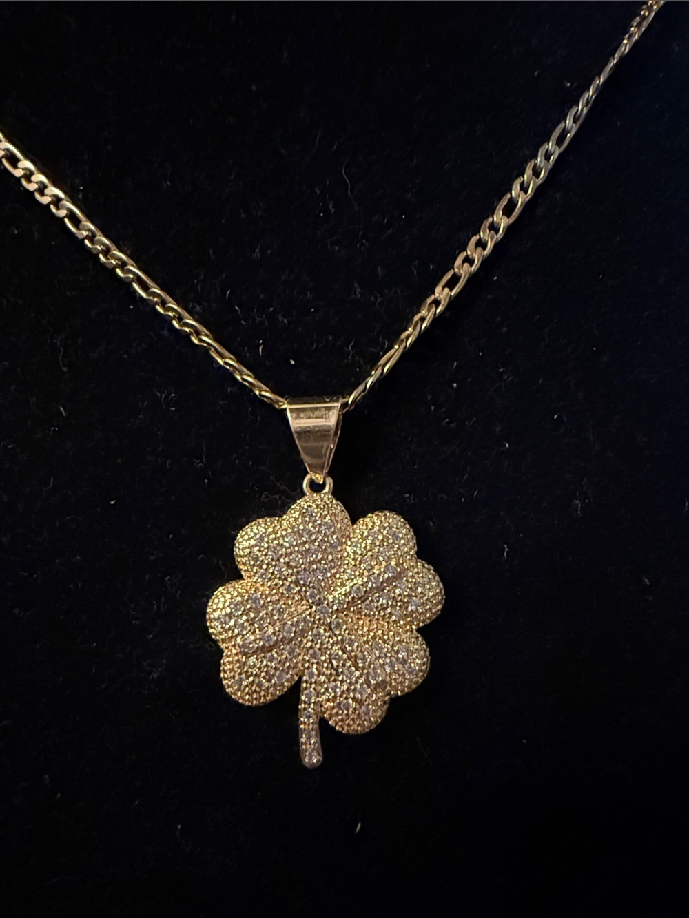 Stainless steel Four-Leaf Clover Pendant Necklace - Women's Jewelry